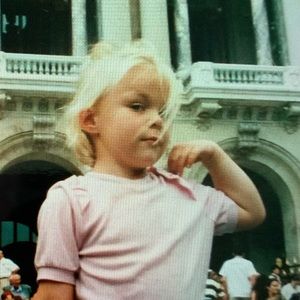 Meet your Posher, Courtney